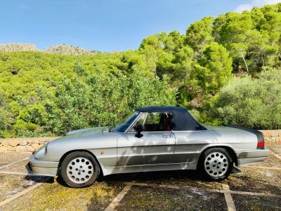 Der ikonische klassische ALpha Spider 1986 zu verkaufen