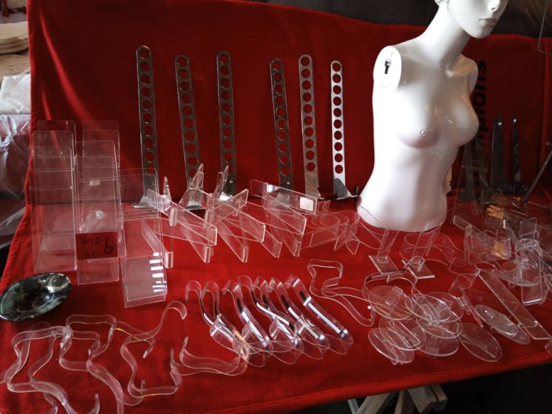 Tienda de diseño Equipo zapatería Boutique estantes y accesorios de acero inoxidable Existencia idea