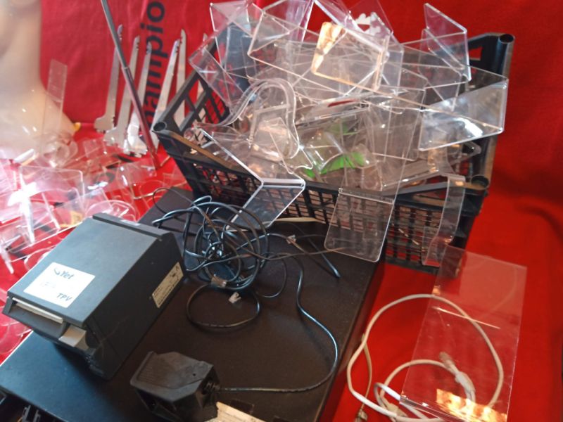 Tienda de diseño Equipo zapatería Boutique estantes y accesorios de acero inoxidable Existencia idea