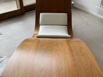 Tumbona de diseño en madera maciza