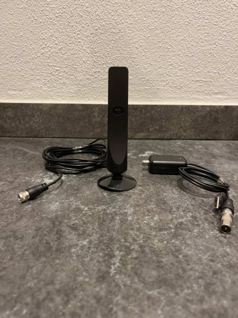 Digitale HDTV Indoor Antenne Neu