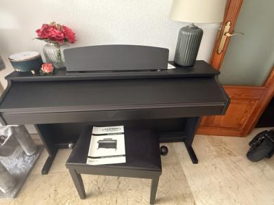 Digital piano by Kirstein