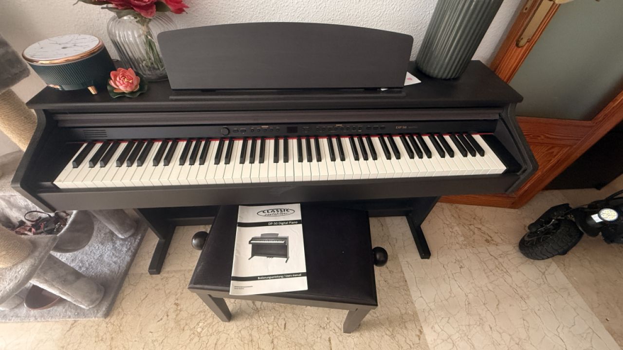 Digital piano by Kirstein