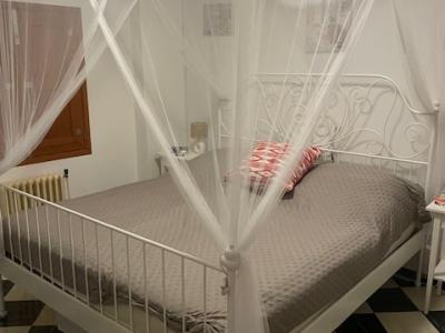 Doppelbett 180 X 200 sehr stabil Metallbett weiß