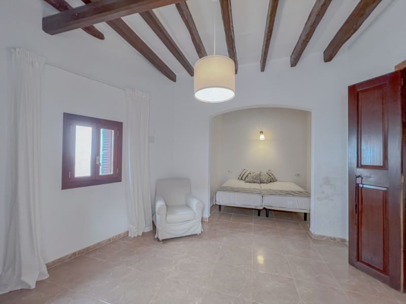 Semi-detached house for sale in calle de Santueri