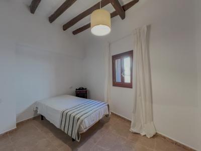 Semi-detached house for sale in calle de Santueri