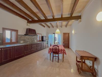 Semi-detached house for sale in calle de Santueri