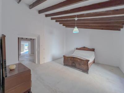 Semi-detached house for sale in calle de Santueri