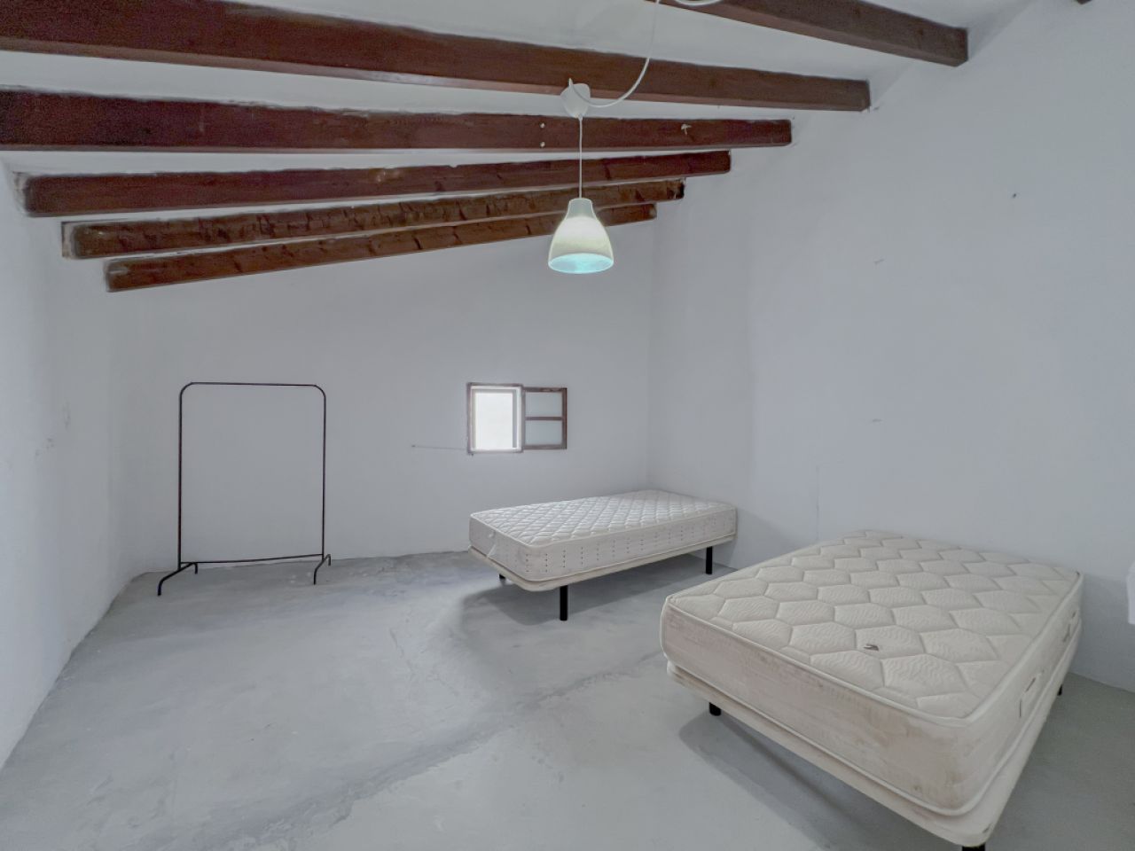 Semi-detached house for sale in calle de Santueri