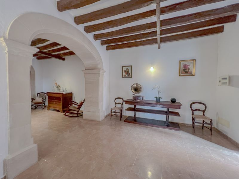 Semi-detached house for sale in calle de Santueri
