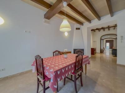 Semi-detached house for sale in calle de Santueri