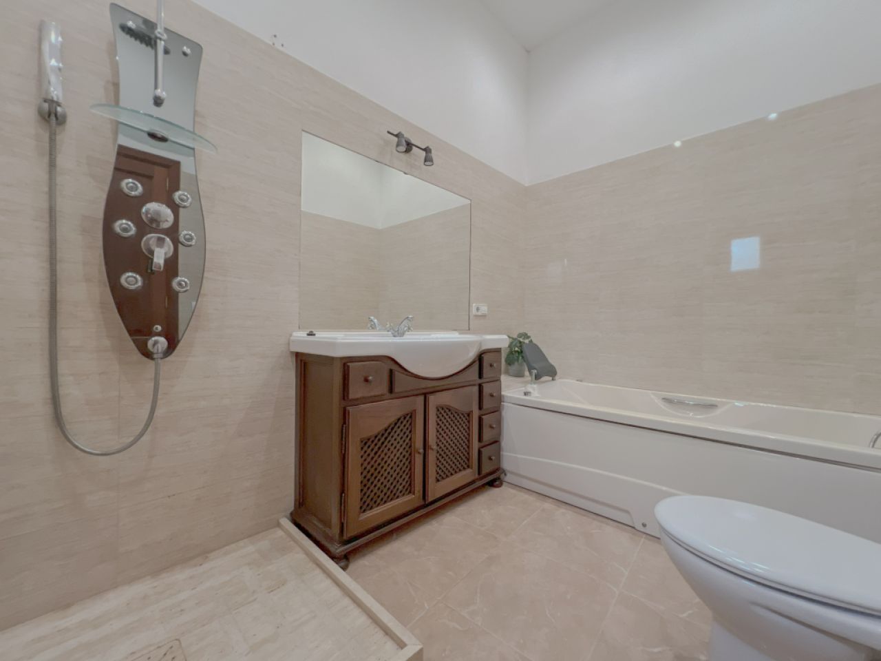 Semi-detached house for sale in calle de Santueri