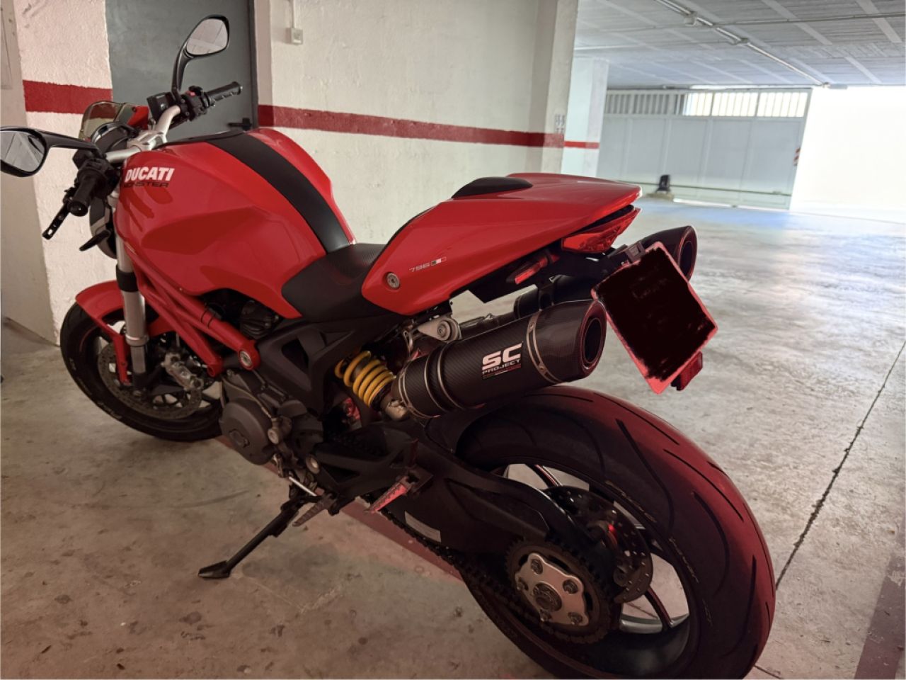 Ducati Monster 796