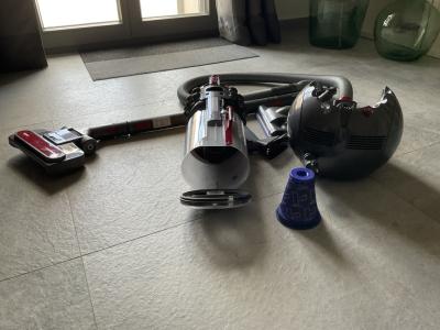 Dyson Big Ball Multi Floor 2 Gray Upright Vacuum Cleaner