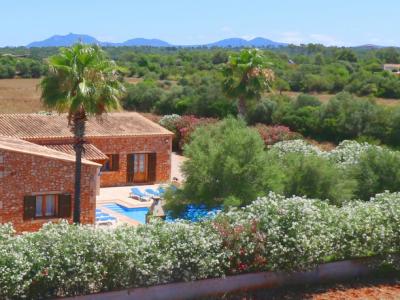 Ebenerdige Finca b is zu 8 Personen mit Pool bei Campos -- F 35 FZ