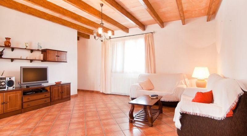 Ebenerdige Finca b is zu 8 Personen mit Pool bei Campos -- F 35 FZ