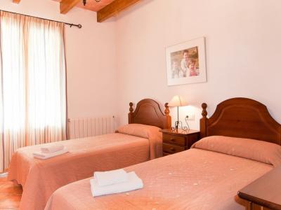 Ebenerdige Finca b is zu 8 Personen mit Pool bei Campos -- F 35 FZ