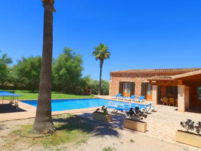 Ebenerdige Finca b is zu 8 Personen mit Pool bei Campos -- F 35 FZ