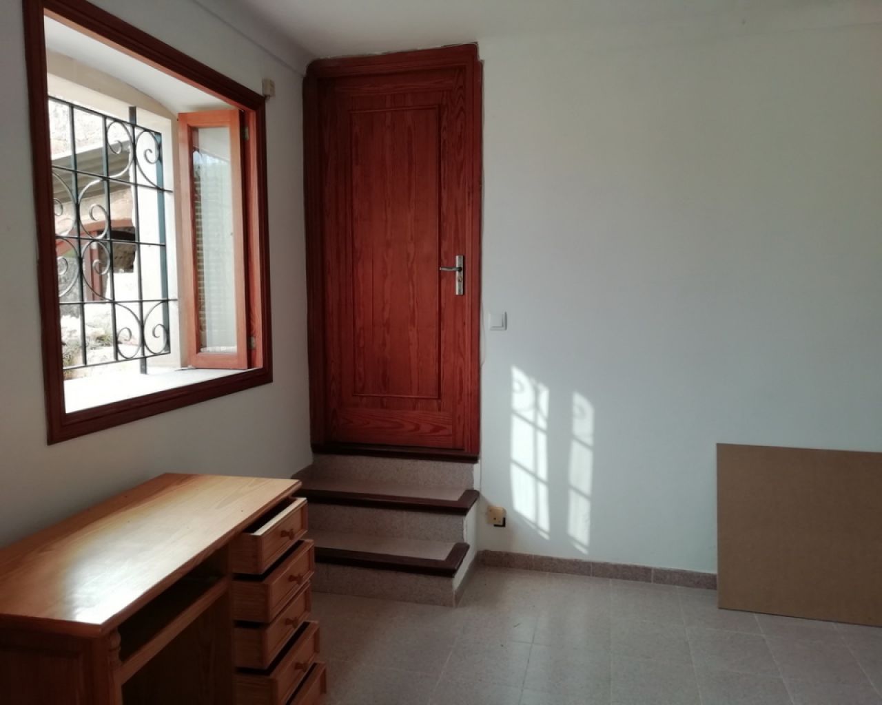 Ebenerdige Finca mit 4 SZ, unmöbliert, Pool, Kamin bei Alqueria Blanca-Santanyi ---F 55