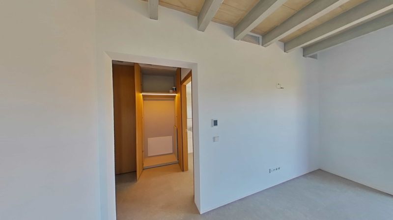 Ebenerdige und unmöblierte Luxusfinca mit allen Extras bei Santanyi- Es LLombards ---  F 150