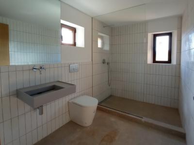 Ebenerdige und unmöblierte Luxusfinca mit allen Extras bei Santanyi- Es LLombards ---  F 150