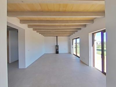 Ebenerdige und unmöblierte Luxusfinca mit allen Extras bei Santanyi- Es LLombards ---  F 150
