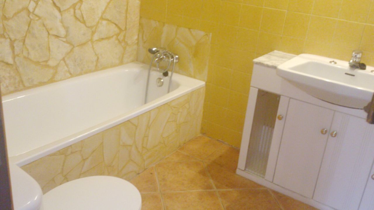 Ebenerdiges Chale mit Pool, Heizung und Meerblick bei Son Carrio  -- CH 63