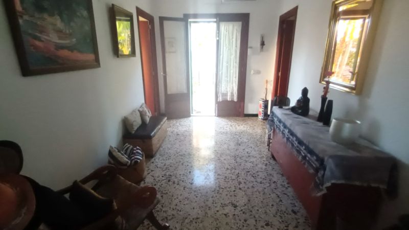 Ebenerdiges Chalet mit Garten und Meerblick -- in S HOrta -CH 20