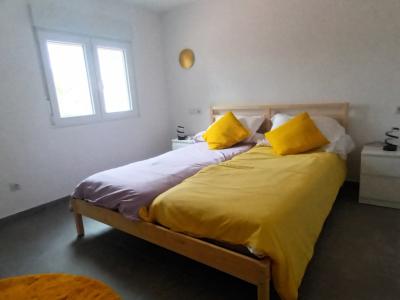 Single-level modern chalet with 5 rooms in Cala Llombards -- CH 20