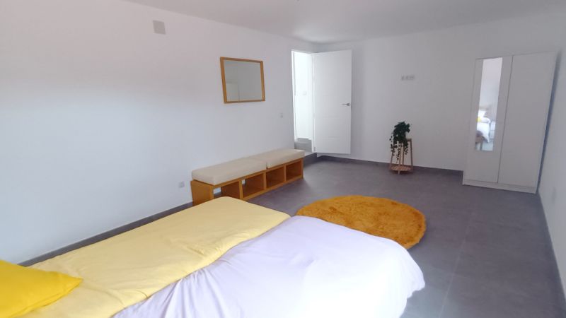 Single-level modern chalet with 5 rooms in Cala Llombards -- CH 20