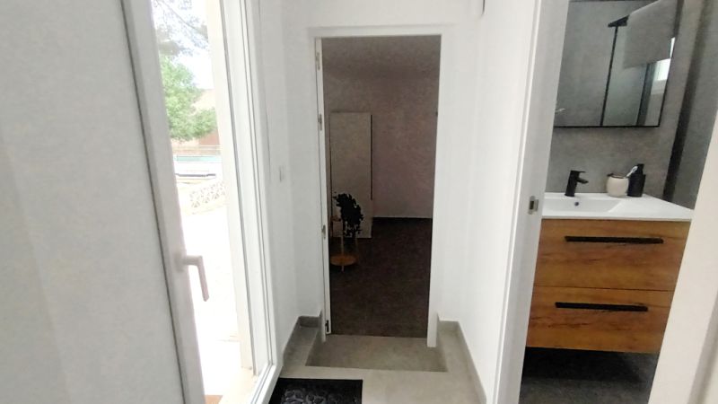 Single-level modern chalet with 5 rooms in Cala Llombards -- CH 20