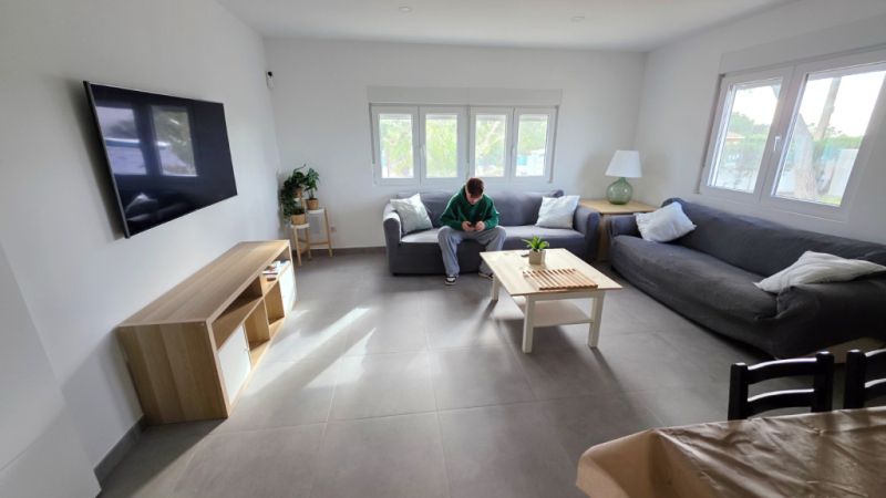 Single-level modern chalet with 5 rooms in Cala Llombards -- CH 20