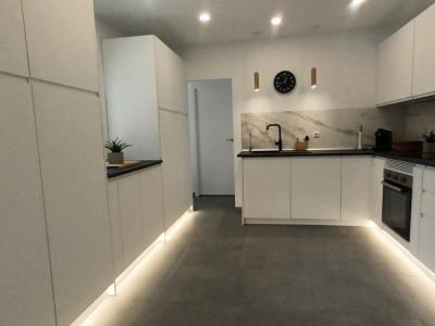 Single-level modern chalet with 5 rooms in Cala Llombards -- CH 20