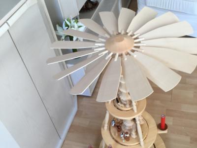 Pirámide navideña real de Erzgebirge, 90 cm de altura