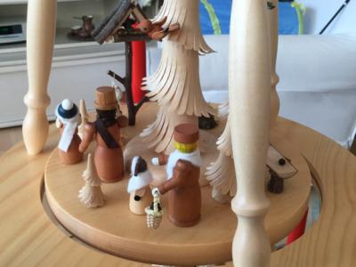 Pirámide navideña real de Erzgebirge, 90 cm de altura