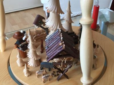 Pirámide navideña real de Erzgebirge, 90 cm de altura