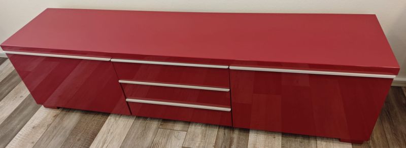 Edles Sideboard Hochglanzlack rot