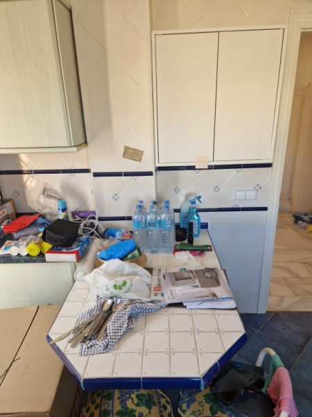 Built-in kitchen — free to take