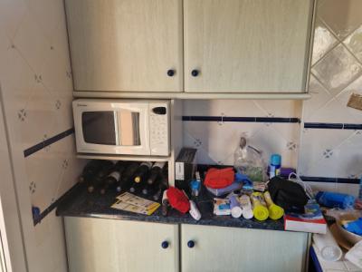 Built-in kitchen — free to take