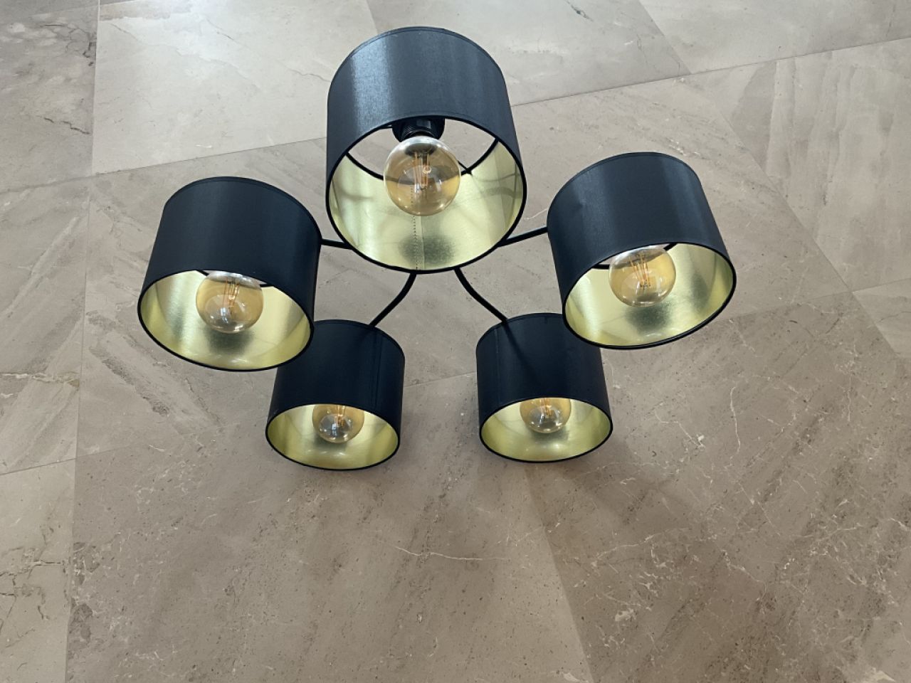 A pendant lamp and a ceiling lamp to give away