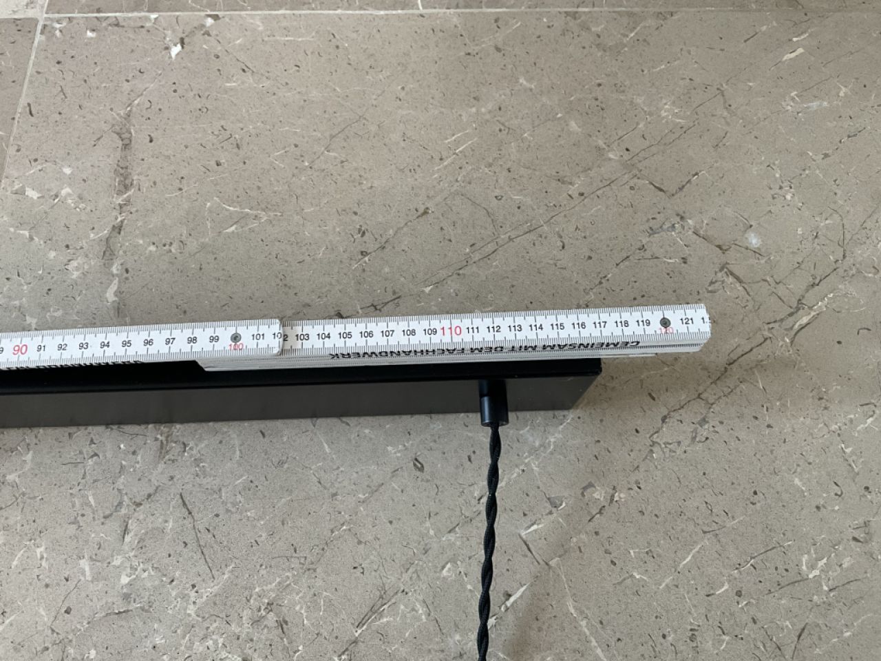 A pendant lamp and a ceiling lamp to give away