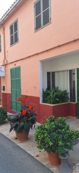 Simple apartment for long-term rent in Capdepera!