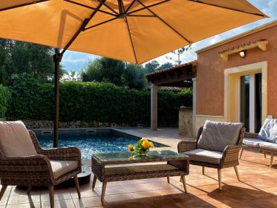 Detached house Cala Romántica with pool, garden and close to the beach
