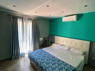 Detached house Cala Romántica with pool, garden and close to the beach