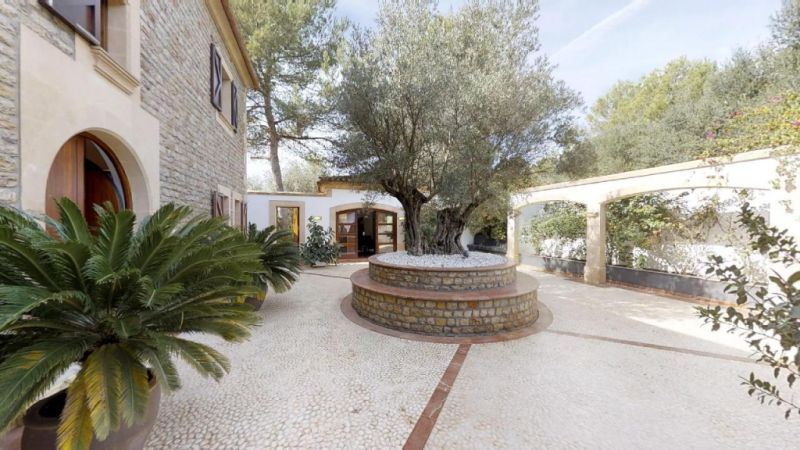 Einfamilienhaus zum Verkauf mit Pool zwischen Felanitx und Campos