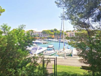Einzigartige Investmentgelegenheit in Santa Ponsa – 2 Grundstücke mit Villa