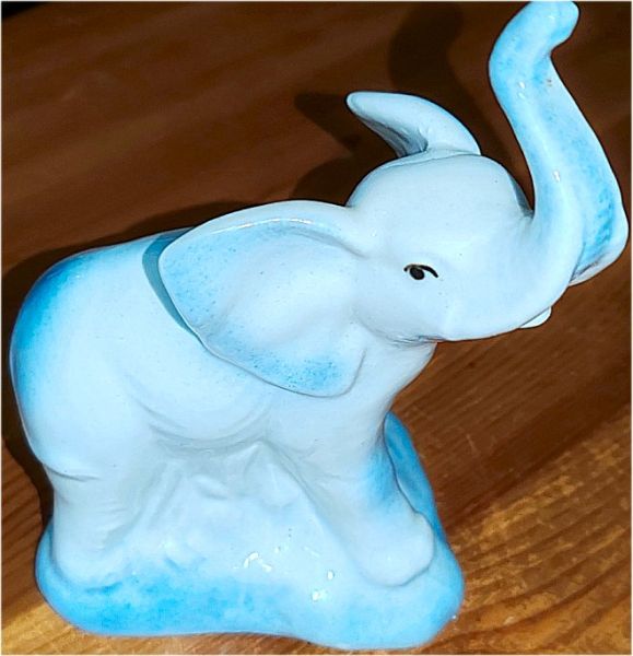 Elefant Porzellan-Figur, Markenporzellan