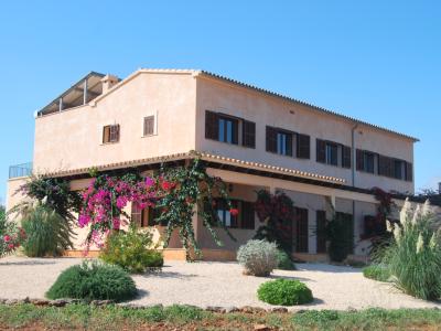 Elegante und grosse Finca bei S Amarrador - Santanyi --- F 44 VK