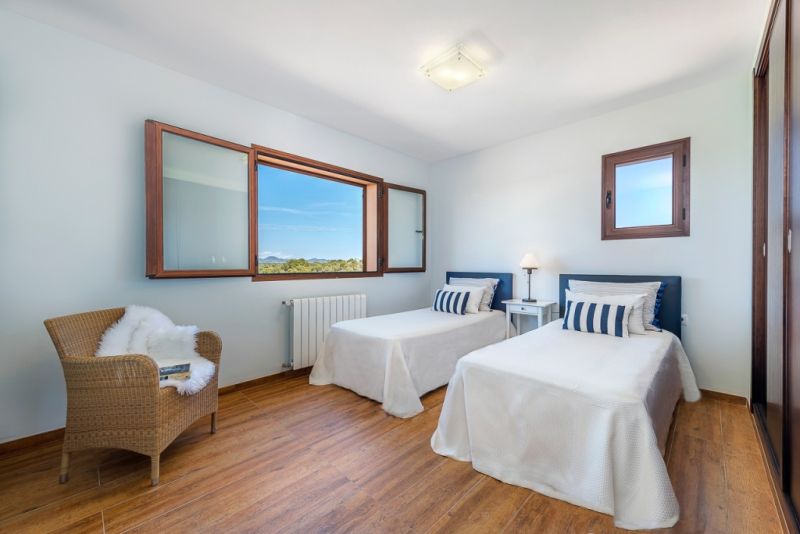 Elegante und grosse Finca bei S Amarrador - Santanyi --- F 44 VK