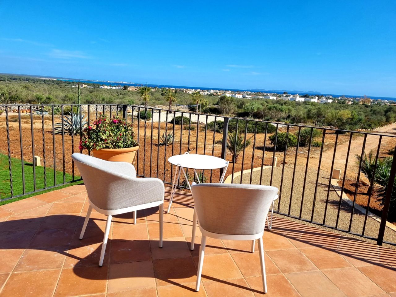 Elegante und moderne Finca nahe dem Es Trenc mit Pool -- F 32 FZ